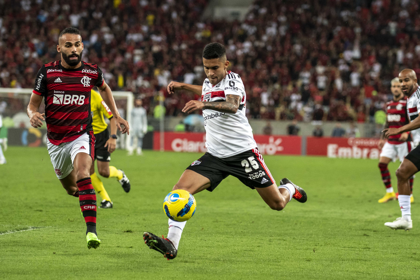 Flamengo 0 x 1 São Paulo - Primeiro jogo da final da Copa do