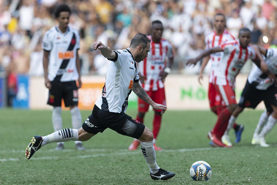 Vasco x Bangu: prováveis times, onde assistir, desfalques e palpites