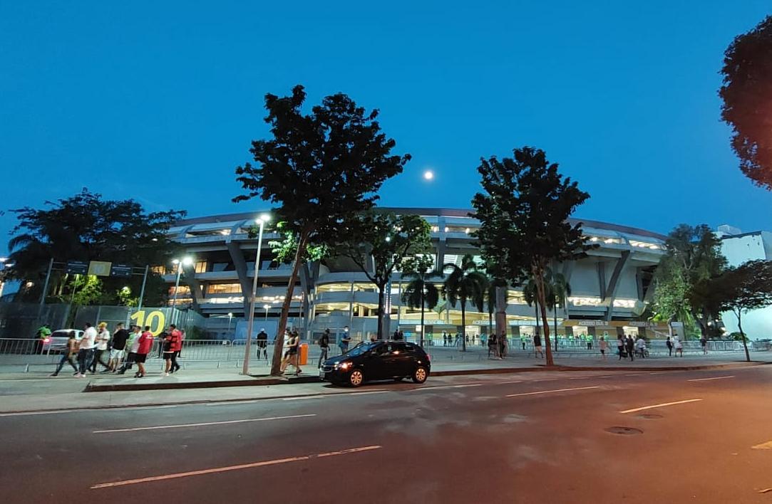 Como chegar até Estacionamento-UERJ em Maracanã de Ônibus, Metrô