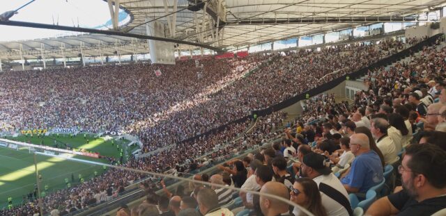 Flamengo e Palmeiras fazem bom jogo no Maracanã, mas empatam sem