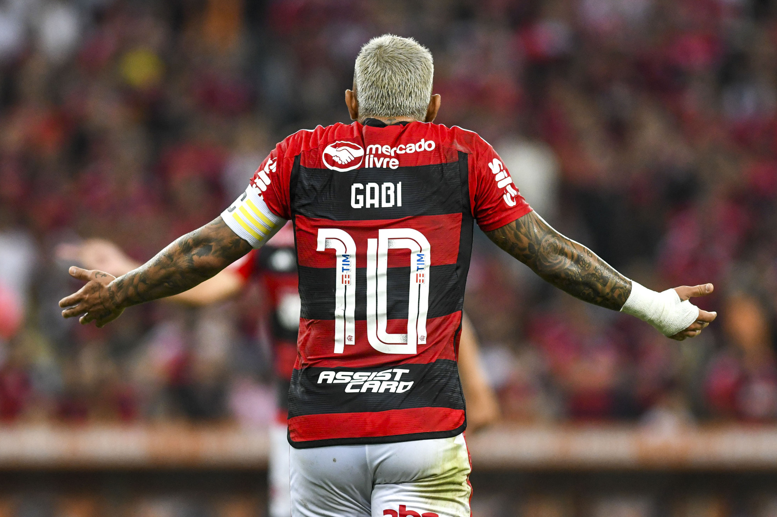 Flamengo vence o Grêmio fora de casa e larga com boa vantagem na Copa do  Brasil